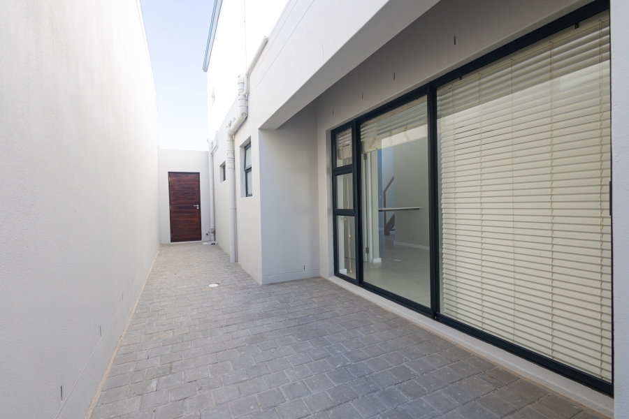3 Bedroom Property for Sale in Haasendal Western Cape